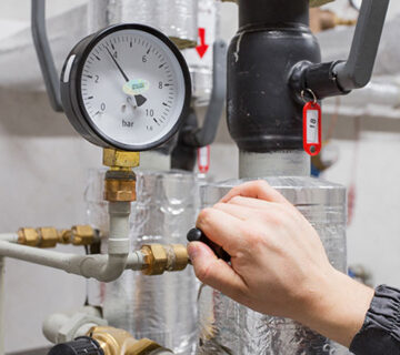 Imbuteliator fluide sub presiune